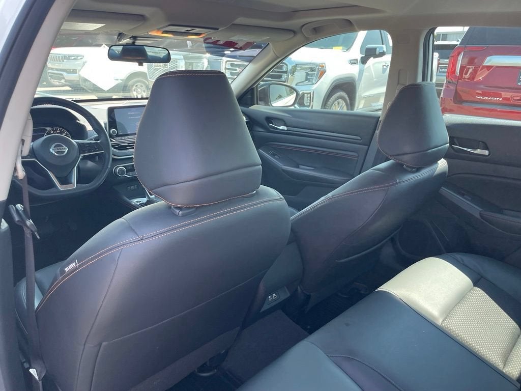 2022 Nissan Altima 2.5 SR