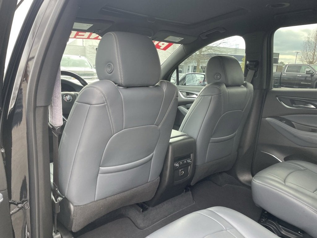2024 Buick Enclave Essence