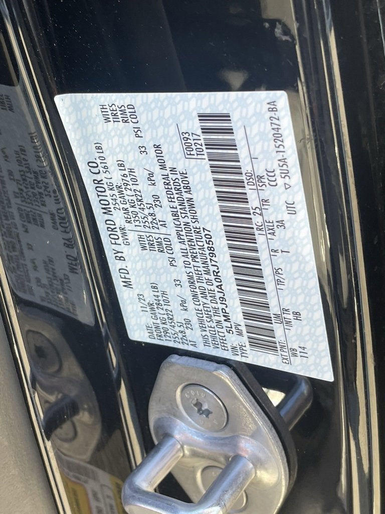 2024 Lincoln Nautilus Black Label