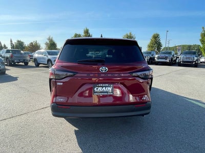 2025 Toyota Sienna LE