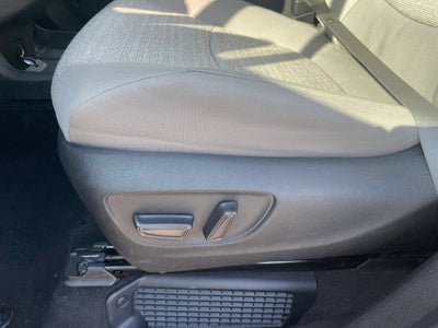 2025 Toyota Sienna LE
