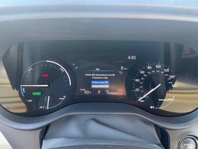 2025 Toyota Sienna LE