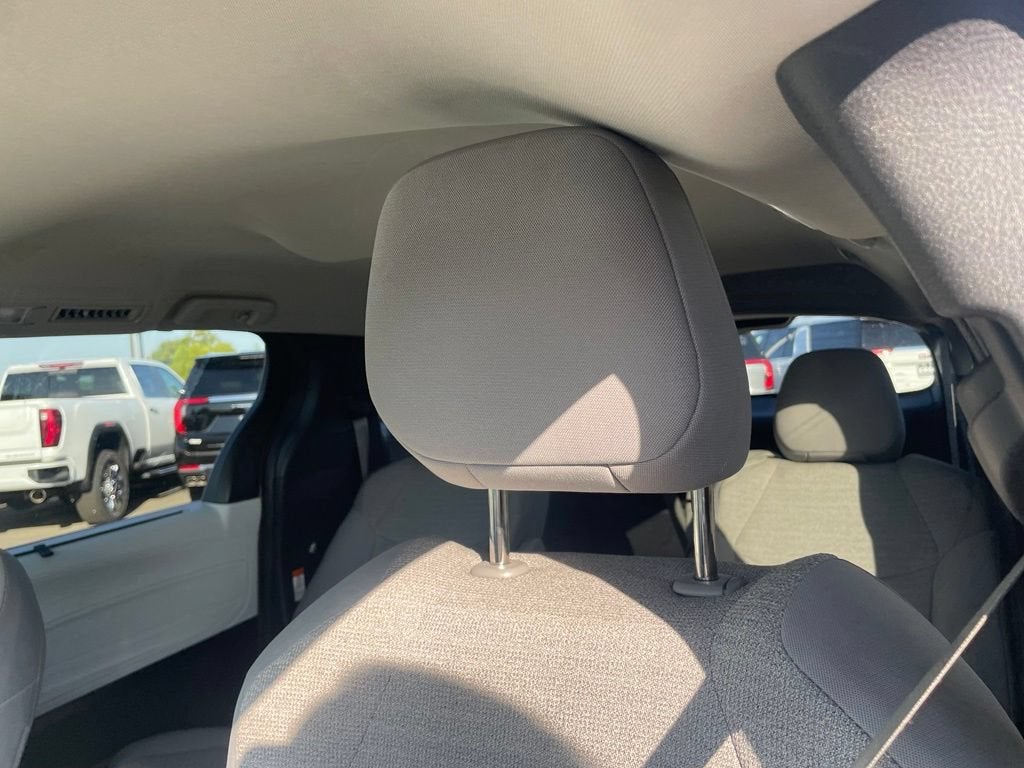 2025 Toyota Sienna LE