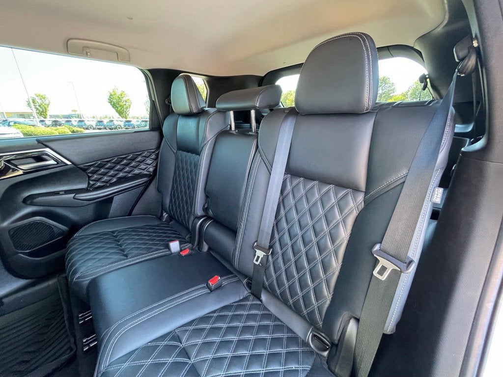 2022 Mitsubishi Outlander SEL