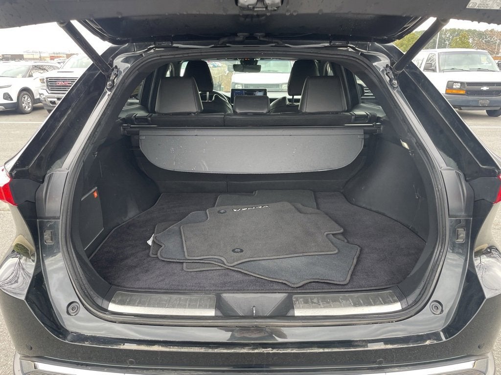 2022 Toyota Venza LE