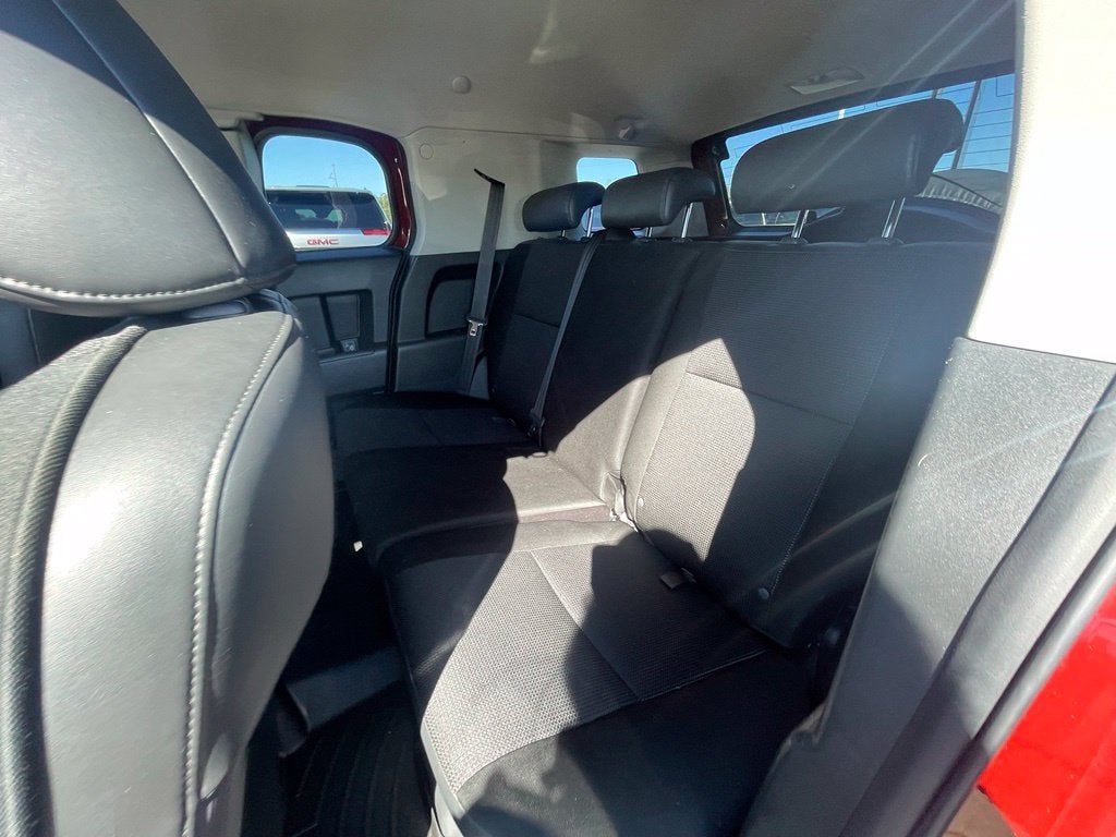 2008 Toyota FJ Cruiser 4DR 4WD MT