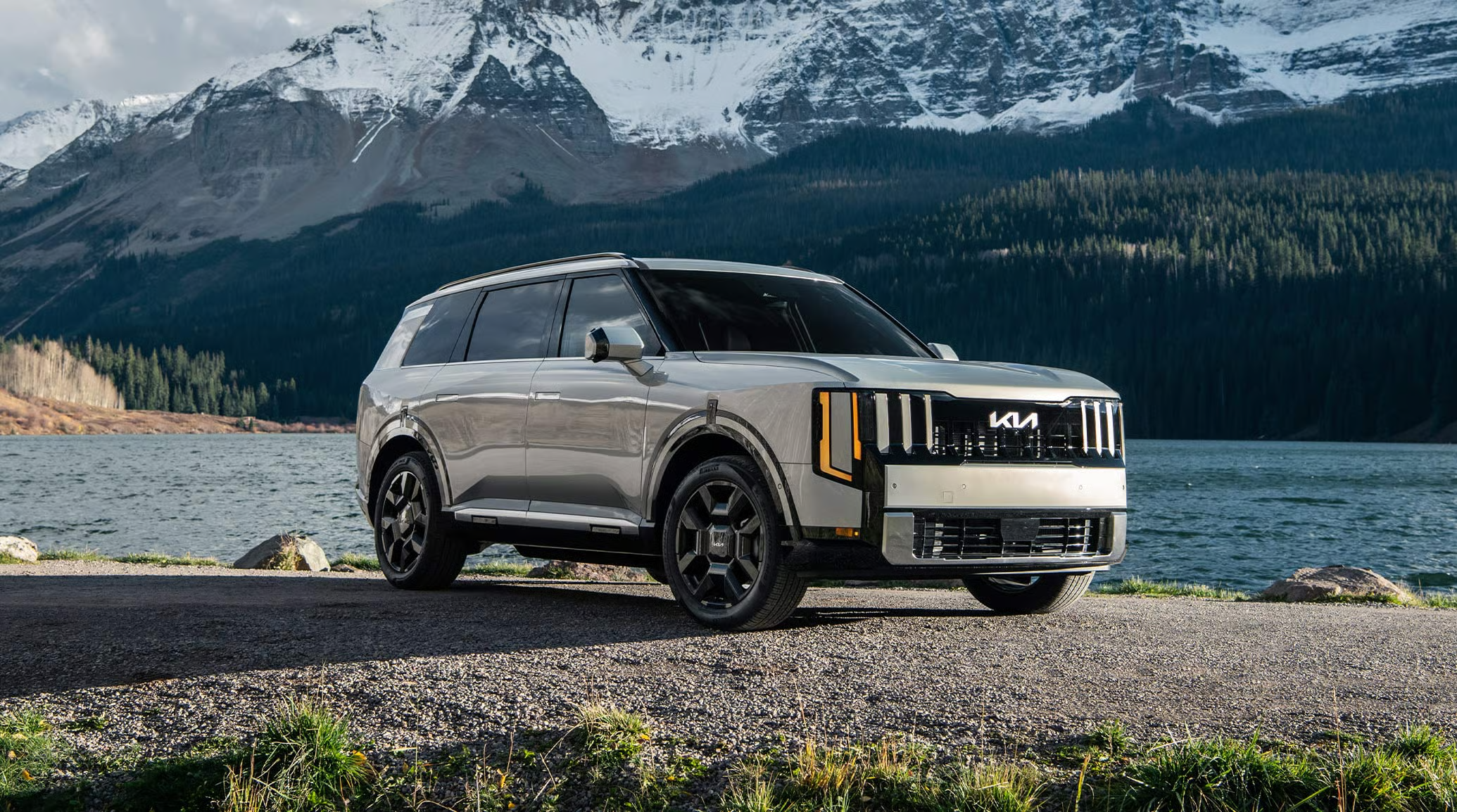 Grey 2027 Kia Telluride Front View Photo